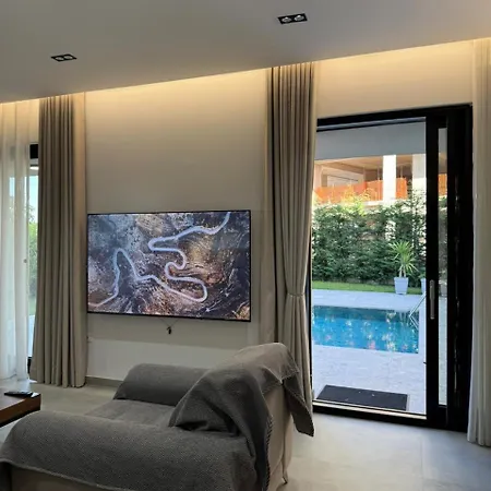 Serenity Private Pool * Golem (Tirana)